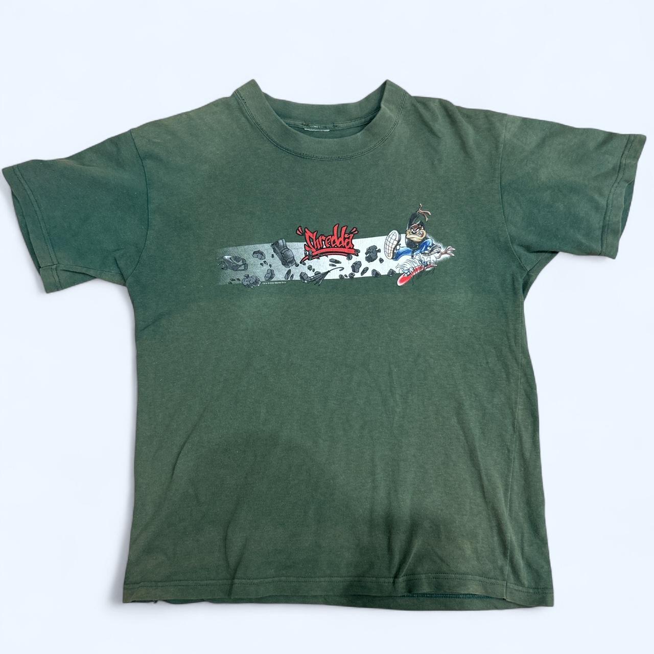 Vintage 2000 Warner Bros “Shredda” T-Shirt – Green Graphic Tee | Skate Style Streetwear | Retro Looney Tunes Design